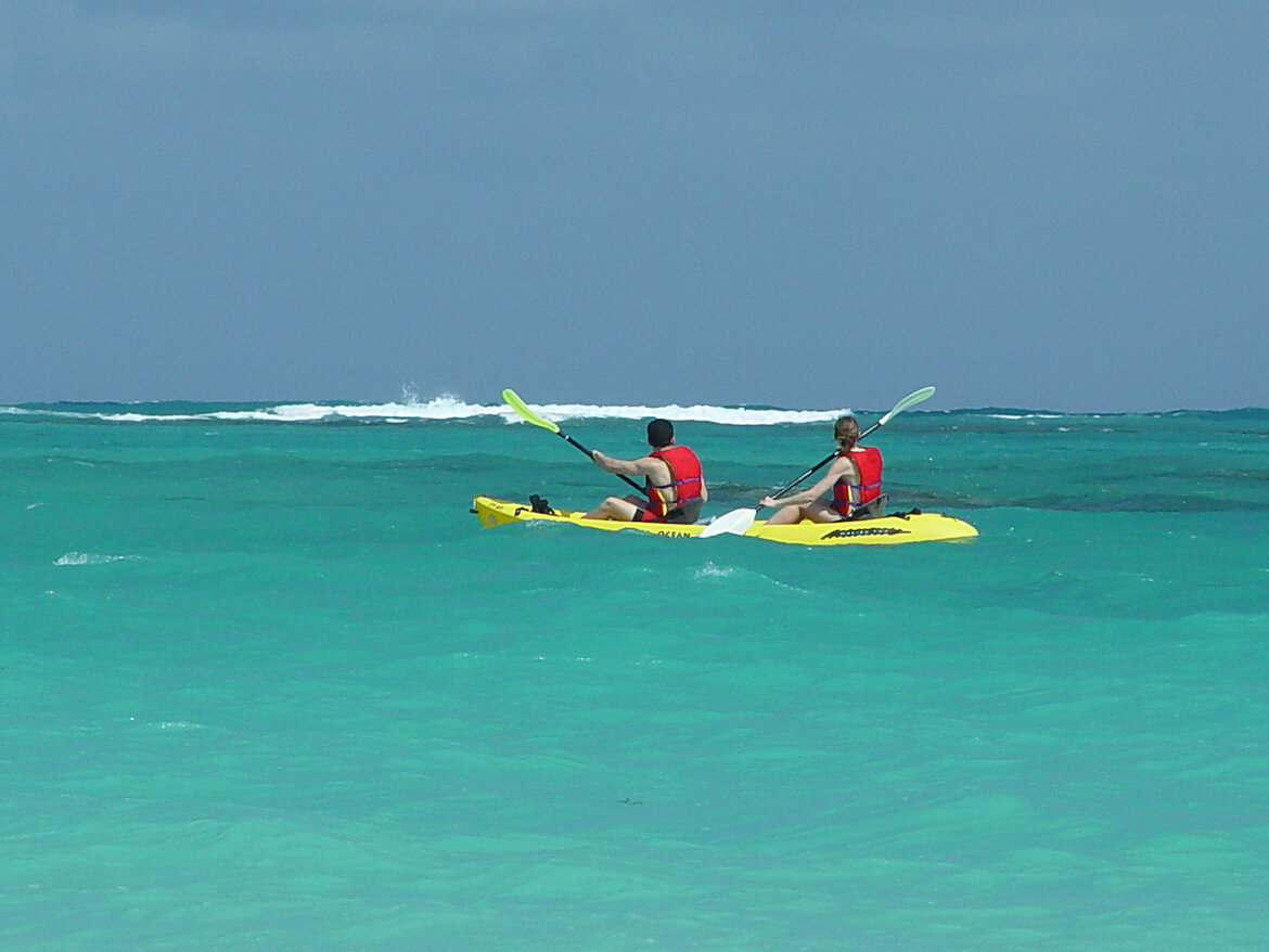 pacific-kayaking-1474188